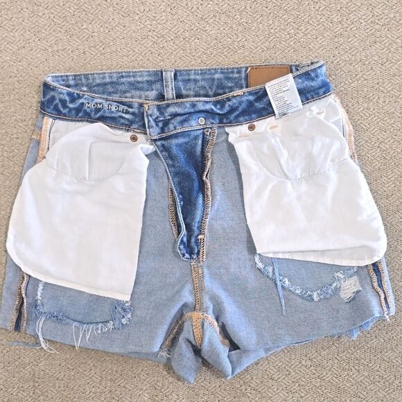 American Eagle Distressed Mom Short Cuffed Hem Shorts - Size 2 - Picture 15 of 15